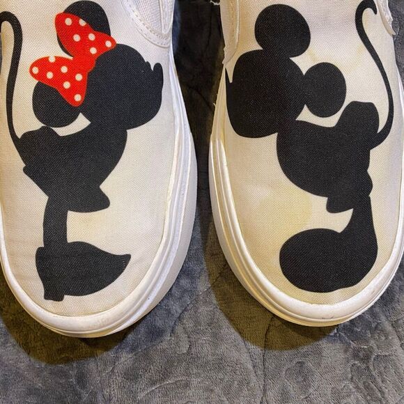Hand painted Mickey and Minnie Vans Size 7 - Picture 7 of 11